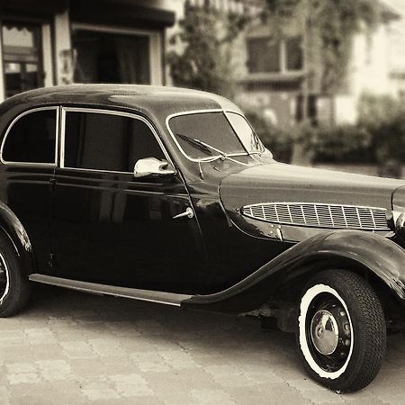 Henry Ford Mini Hotel Odessa Eksteriør bilde