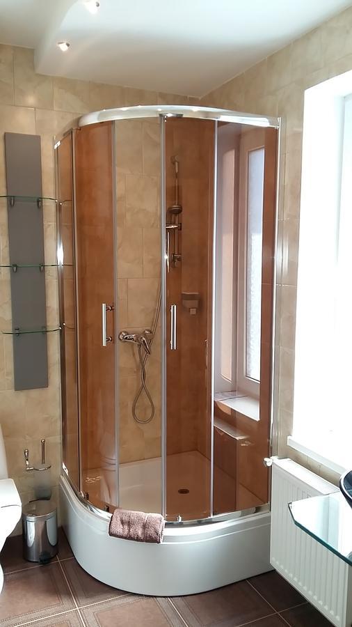 Henry Ford Mini Hotel Odessa Eksteriør bilde