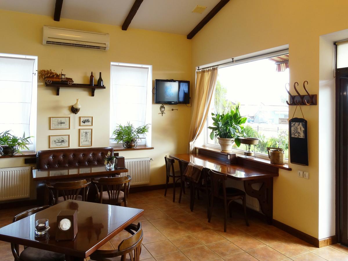 Henry Ford Mini Hotel Odessa Eksteriør bilde
